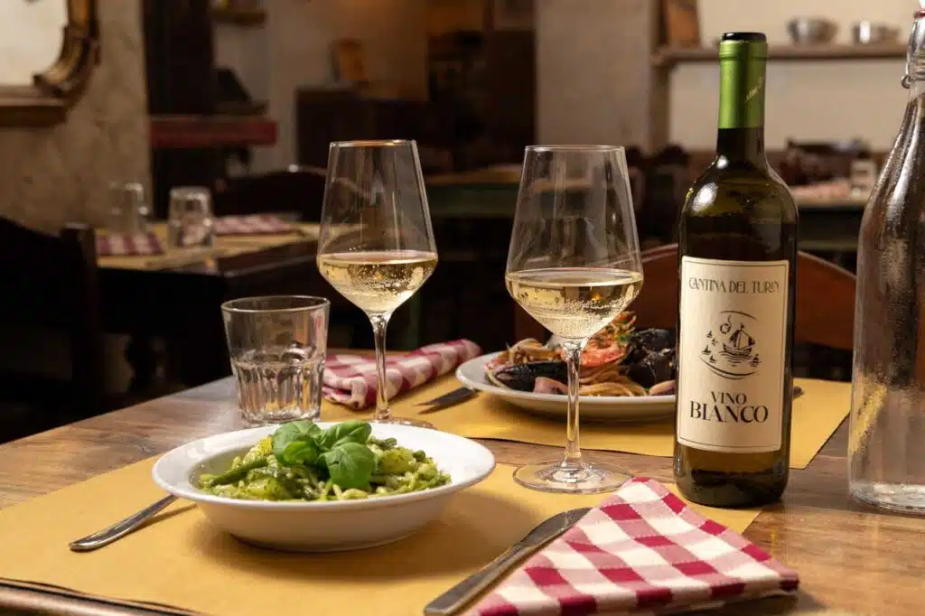 Dégustation vins et terroir à la Trattoria da Turin – accords gourmands