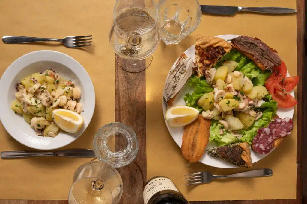 Menu dégustation groupe à la Trattoria da Turin – plats traditionnels génois