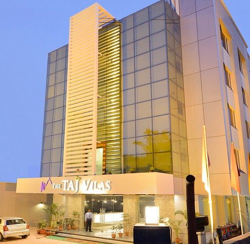 Hotel The Taj Vilas agra