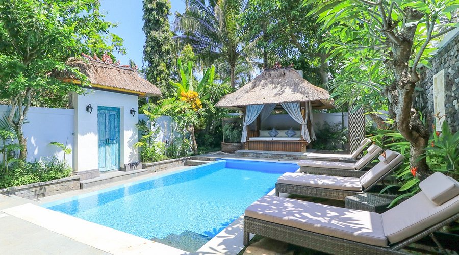 Santi Bungalow & Villa