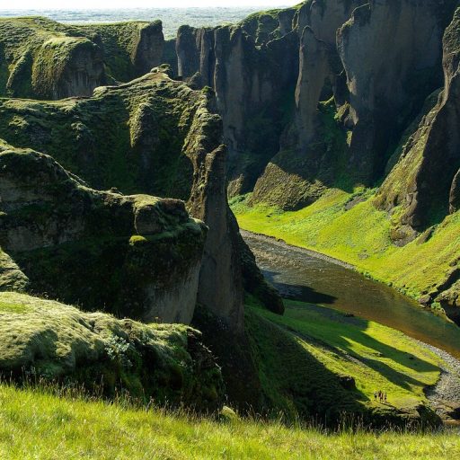 Green canyon Fjadrargljufur